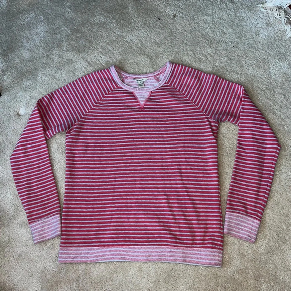 G.H. Bass & Co. Tops - G.H. Bass Women’s Gray & Red Striped Sweatshirt - Size S - EUC - Cotton Blend